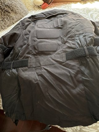 Chaqueta de moto negra