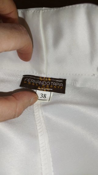 Vestido azul y torerita blanca