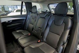 Volvo XC90   2.0 D4 Momentum Auto