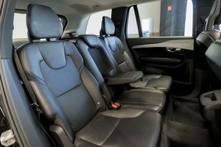 Volvo XC90   2.0 D4 Momentum Auto