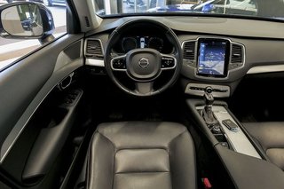 Volvo XC90   2.0 D4 Momentum Auto