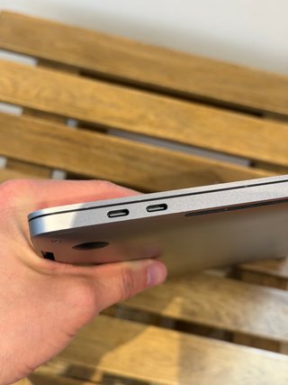 MacBook Pro 16" (2019) | i7 | 16GB RAM | 500GB SSD