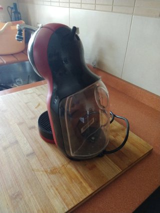 Cafetera Dolce Gusto Krups Roja