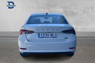 Skoda Octavia   1.5 TSI mHEV 110kW150CV DSG Selection