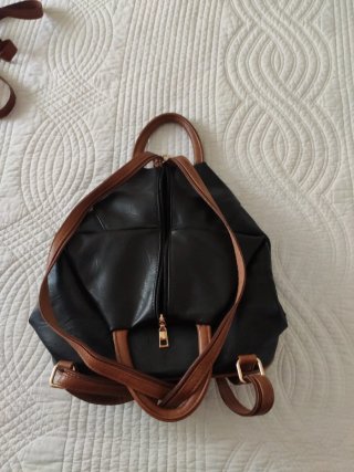 Mochila Negra y Marrón