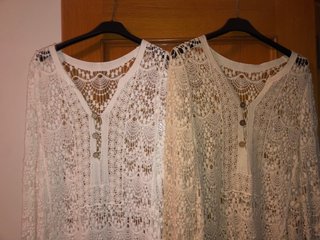 2 maglie boho traforate beige e bianco