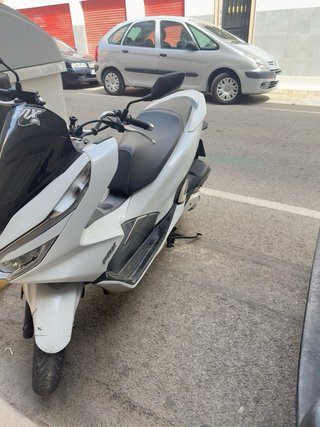 Honda PCX 125 2020 Blanca
