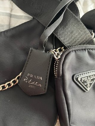 Bolso Prada Negro Cadena y Correa
