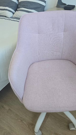 Silla escritorio giratoria rosa con ruedas
