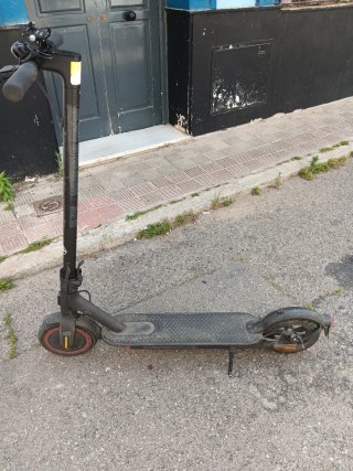 Patinete Eléctrico Xiaomi + Casco y Chaleco