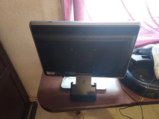 Pantalla HP 20 Negra