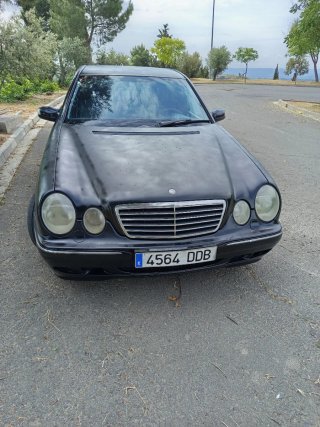 Mercedes-Benz Interior Cuero Negro