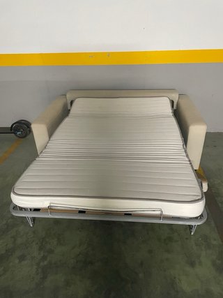 Sofá cama beige 2 plazas