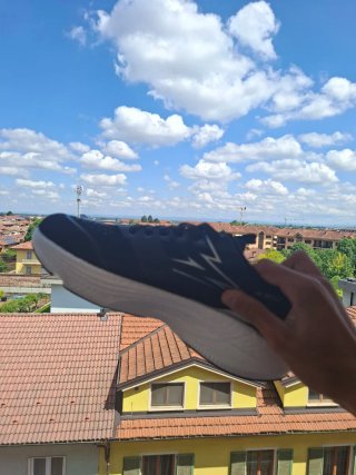 Scarpe da running nere e bianche