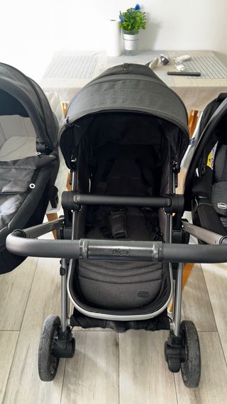 Carrito de bebé Chicco negro