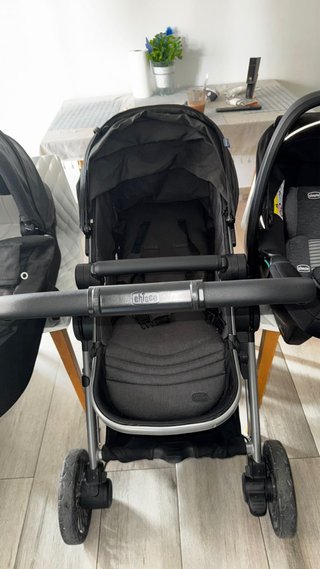 Carrito de bebé Chicco negro