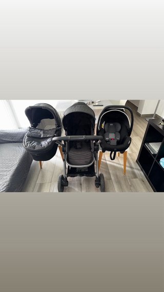 Carrito de bebé Chicco negro