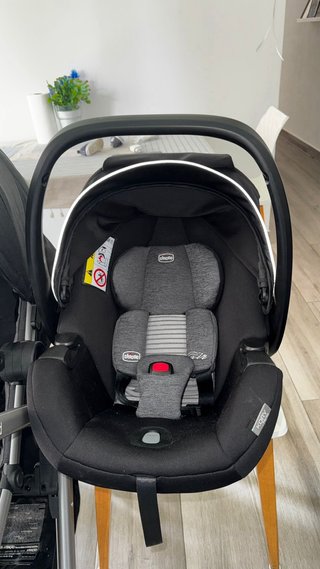 Carrito de bebé Chicco negro