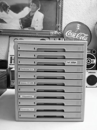 Archivador vintage MOBBA