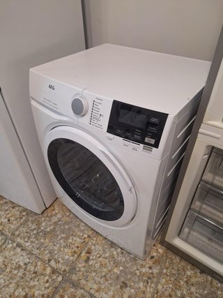 Lavasecadora AEG