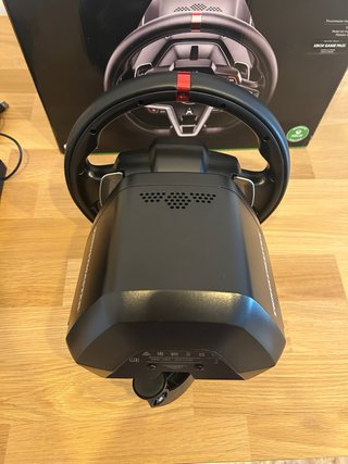 Volante Thrustmaster T248 con Pedales Xbox y PC