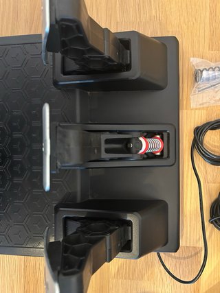 Volante Thrustmaster T248 con Pedales Xbox y PC