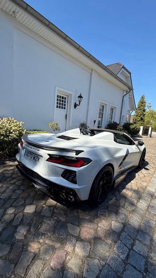Corvette C8 Cabrio Stingray 3LT *Full body kit*