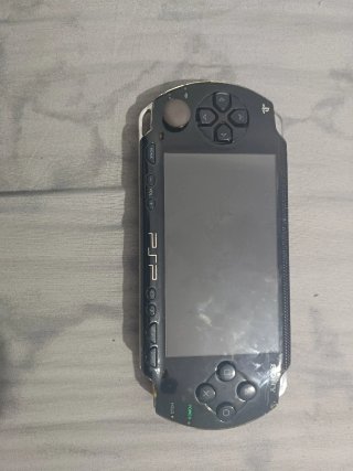 PSP Sony Negra semi nueva