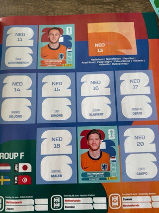 Álbum Panini Mundial 2026 + 70 cromos. CON LAMINE.
