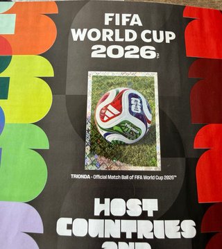 Álbum Panini Mundial 2026 + 70 cromos. CON LAMINE.