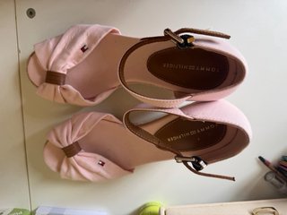 Sandalias cuña Tommy Hilfiger rosa palo