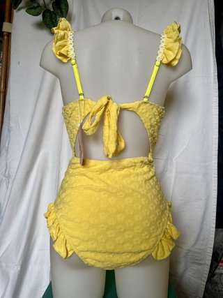 Costume da bagno retro giallo stile Pin-up