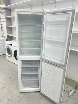 Nevera marca Beko con garantía trasporte