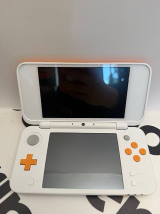 Nintendo 2DS XL Bianco Arancione