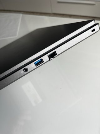 Laptop ACER TravelMate P2 16