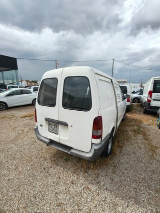 Nissan Vanette 1992