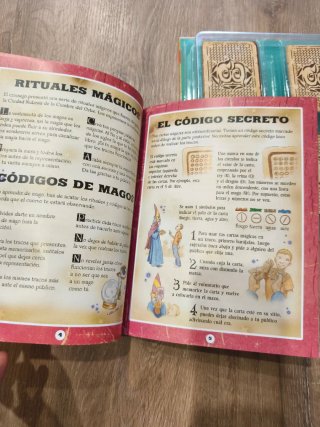 Kit varita, libro de mago y cartas mágicas