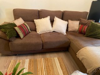 Sofá modular  marrón precio original 1800€