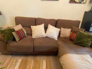 Sofá modular  marrón precio original 1800€