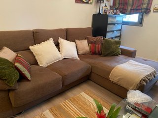 Sofá modular  marrón precio original 1800€