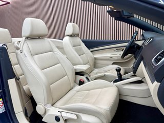 Volkswagen Eos