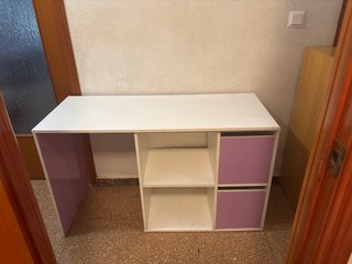 Escritorio juvenil blanco y morado