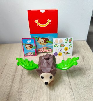 Brinquedo “Adopt Me!” McDonald’s | Ouriço