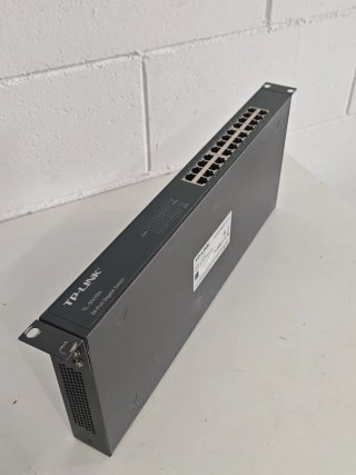 Switch Gigabit 24 puertos TL-SG1024