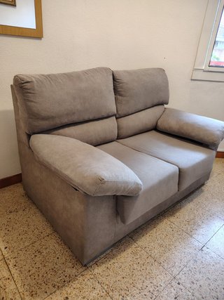 Sofá 2-3 plazas gris claro