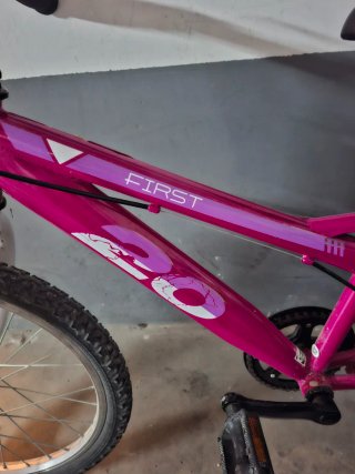 Bicicleta Infantil Rosa FIRST SPORT