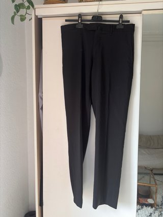Pantalones negros nuevos