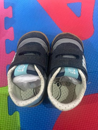 Zapatillas niño velcro azul