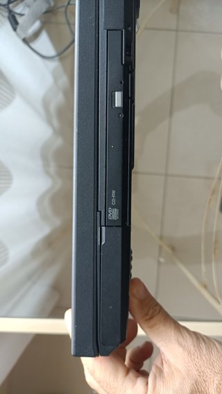 Lenovo ThinkPad R500 + mouse + caricatore