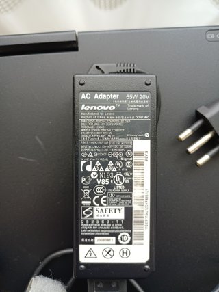 Lenovo ThinkPad R500 + mouse + caricatore